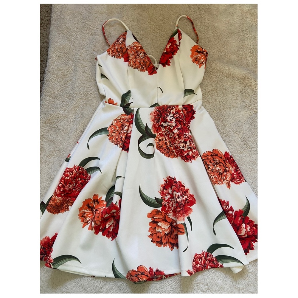 Fashion Nova White Floral Dress